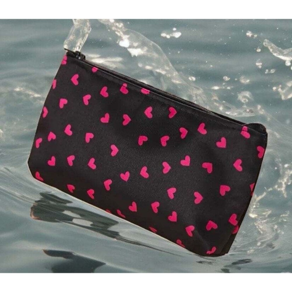 Small Hearts Zipper Black Makeup Bag